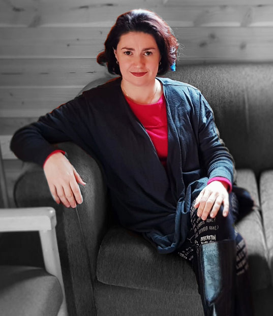 Dr Celia Falchi — Registered Psychologist | Trauma-Informed & Neuro-Affirming Clinician